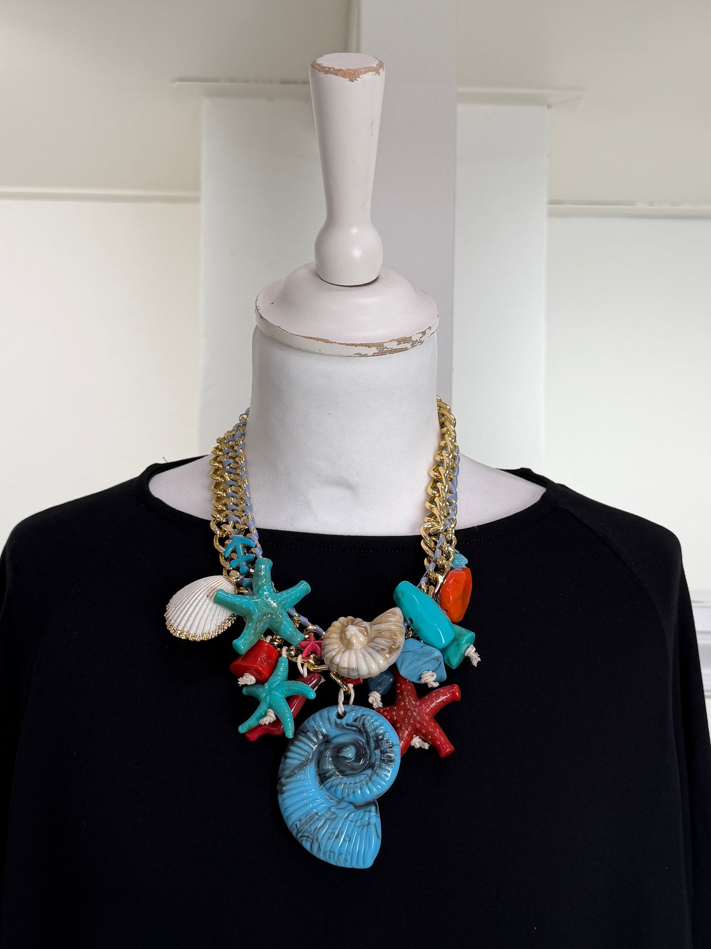 Collana azzurro mare