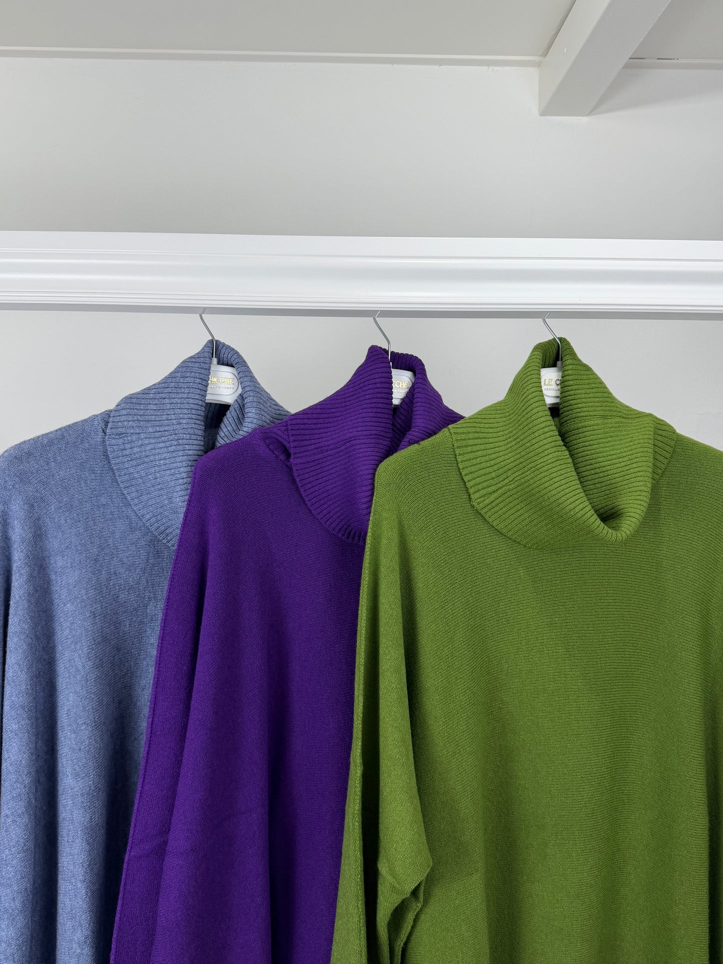 Pullover scatoletta dolcevita