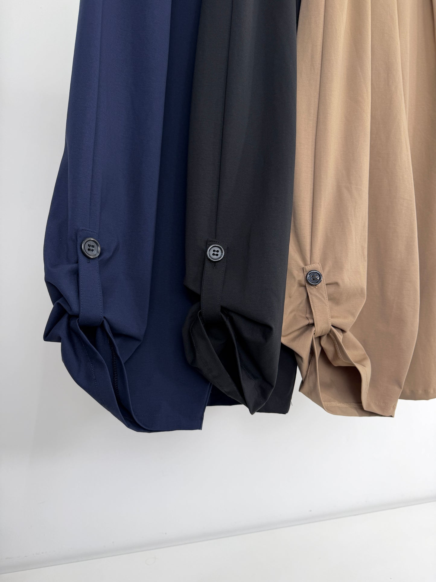 Pantalone ovetto motivo sul fondo