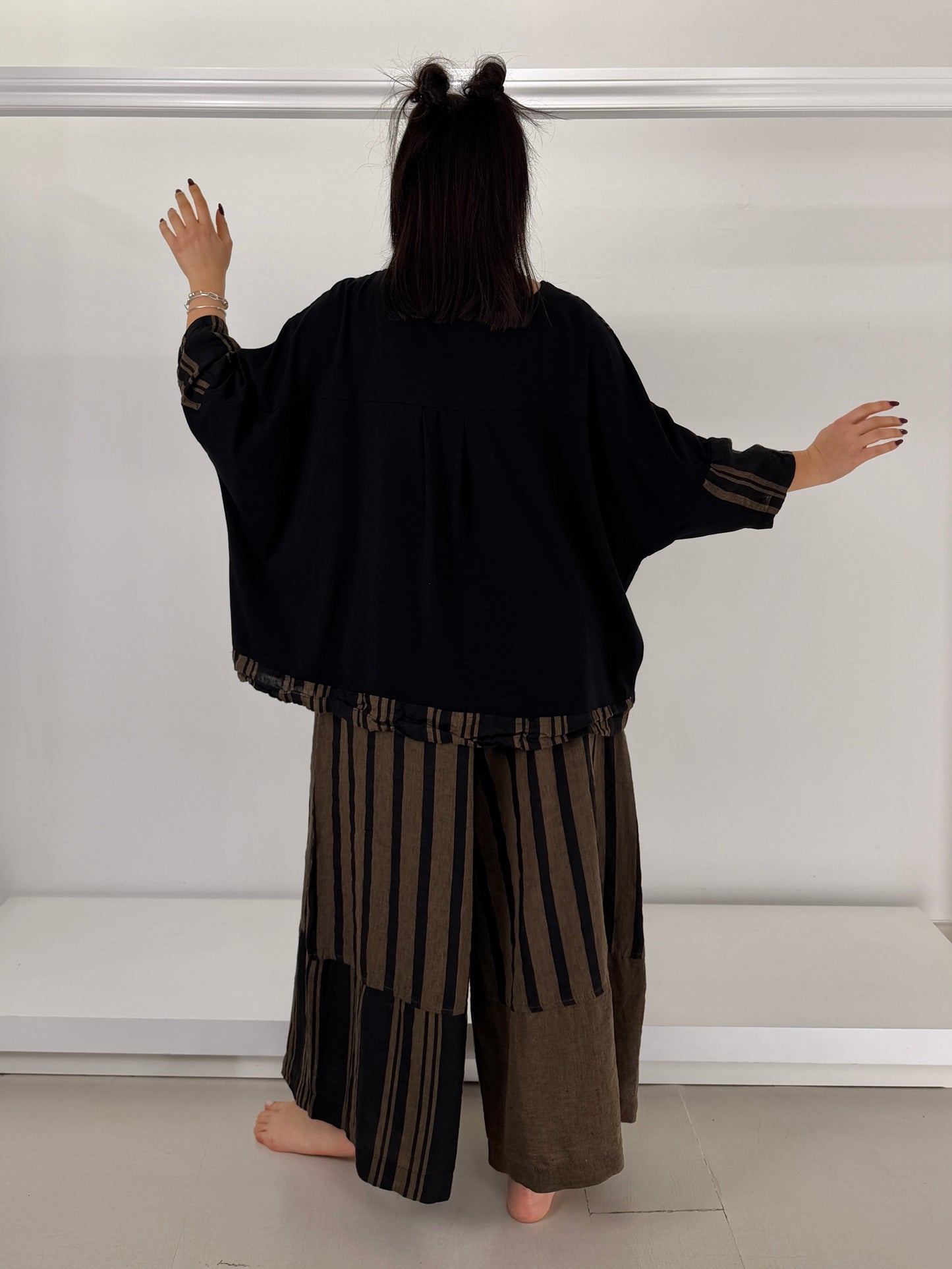 ALEMBIKA Pantalone rigato in lino