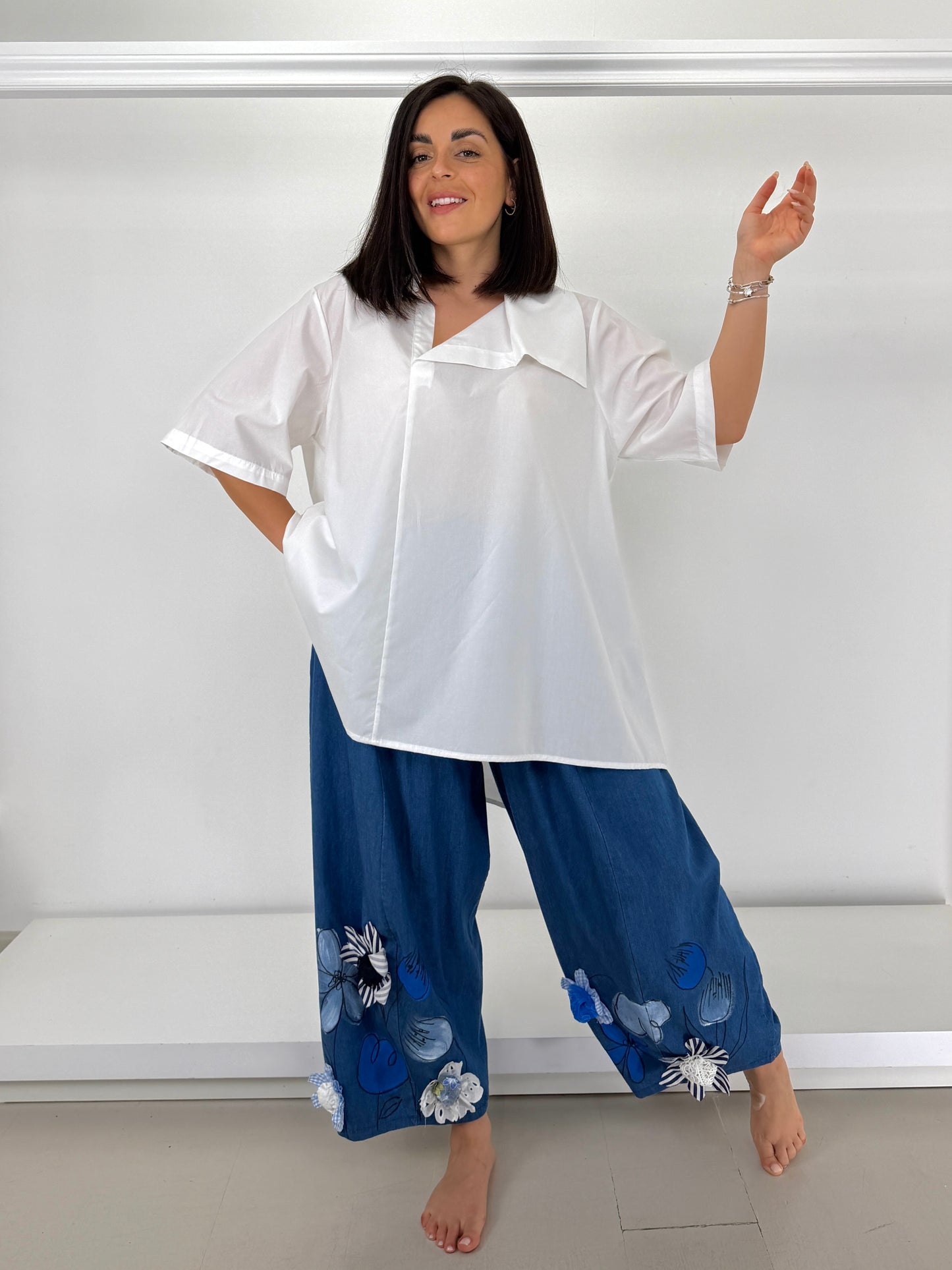 Jeans gamba larga ovetto applicazione e dipinto a mano - 2