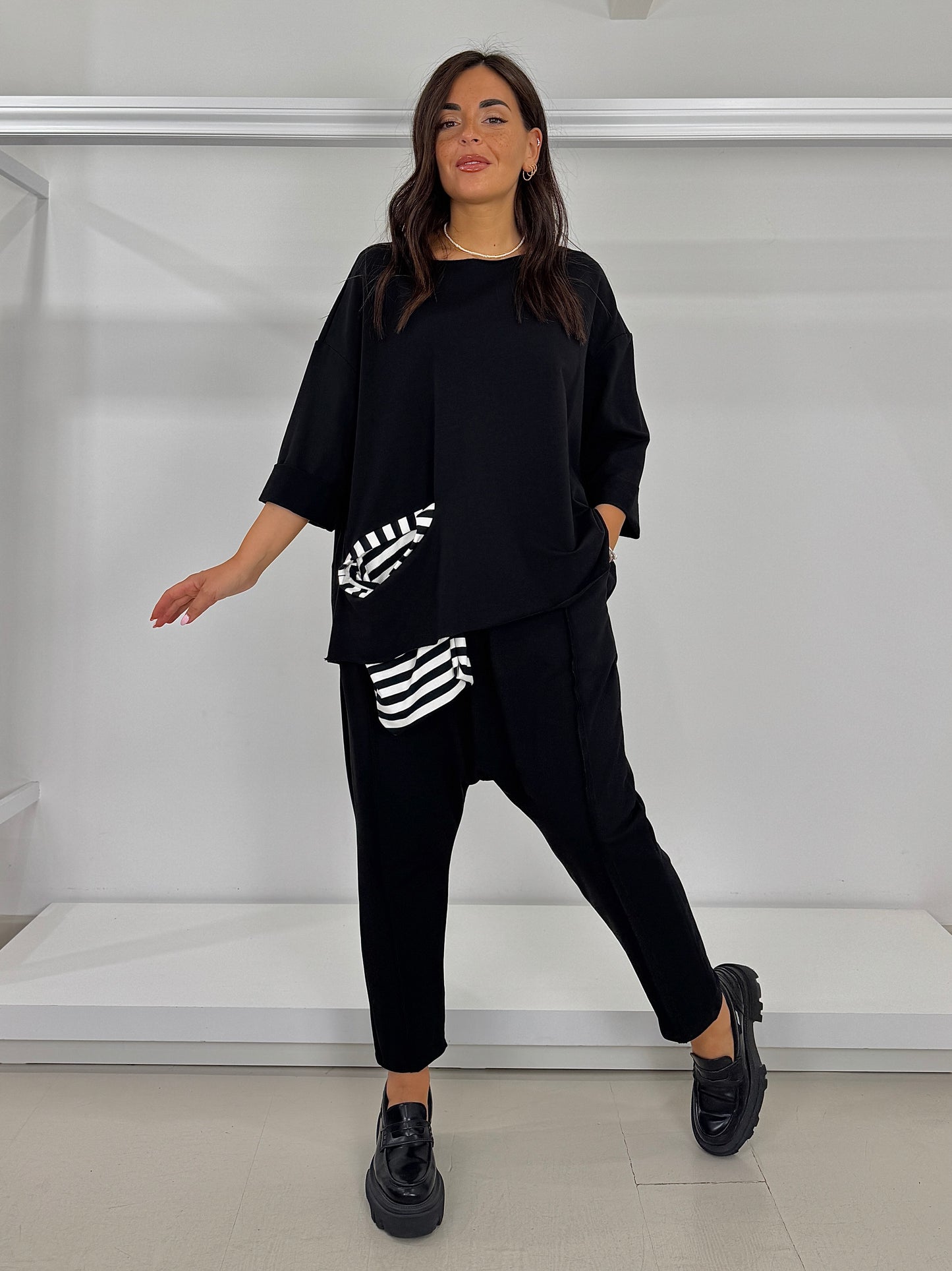 Pantalone garzato cavallo basso