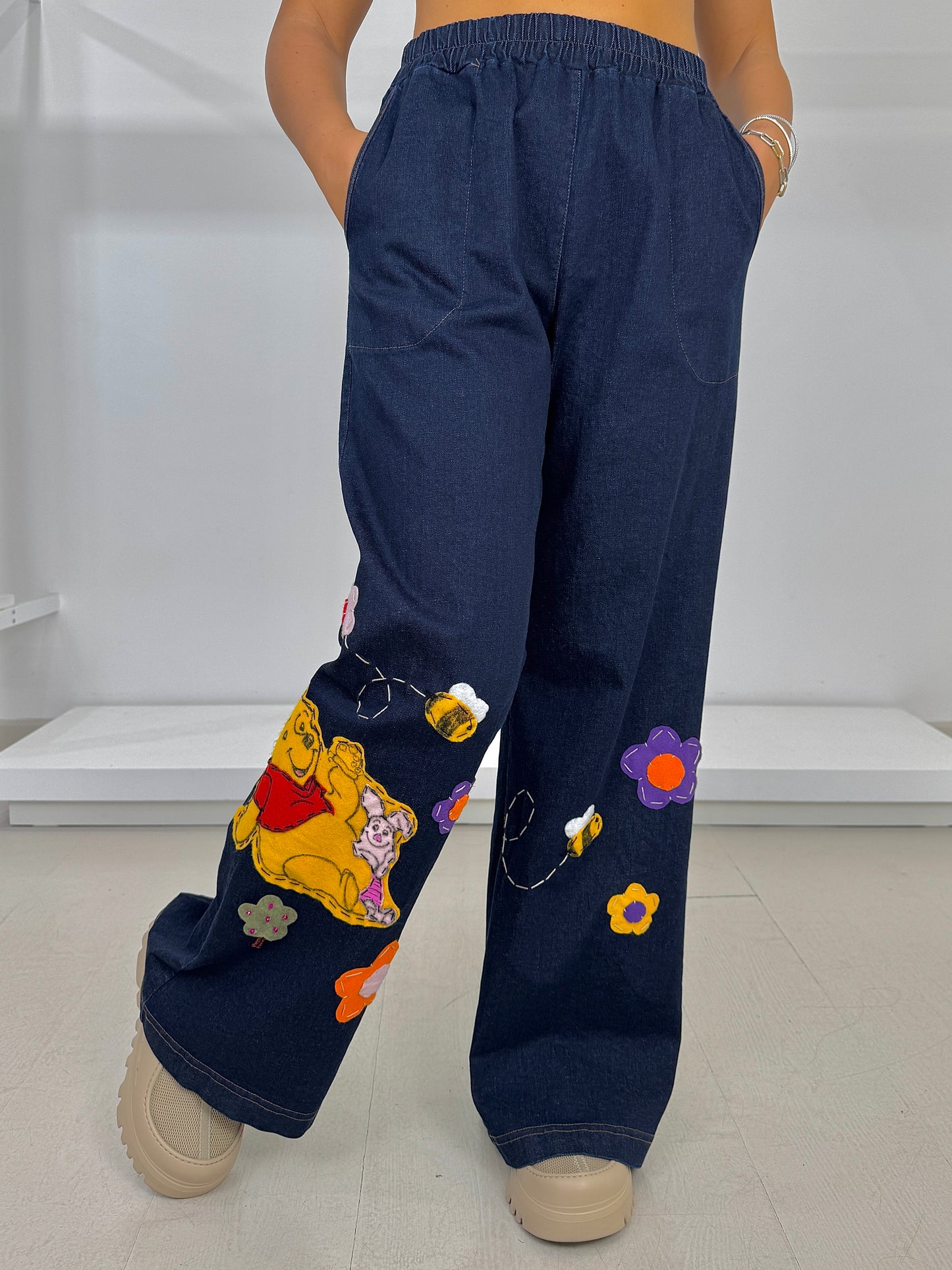 E.D. jeans elasticizzato con applicazione