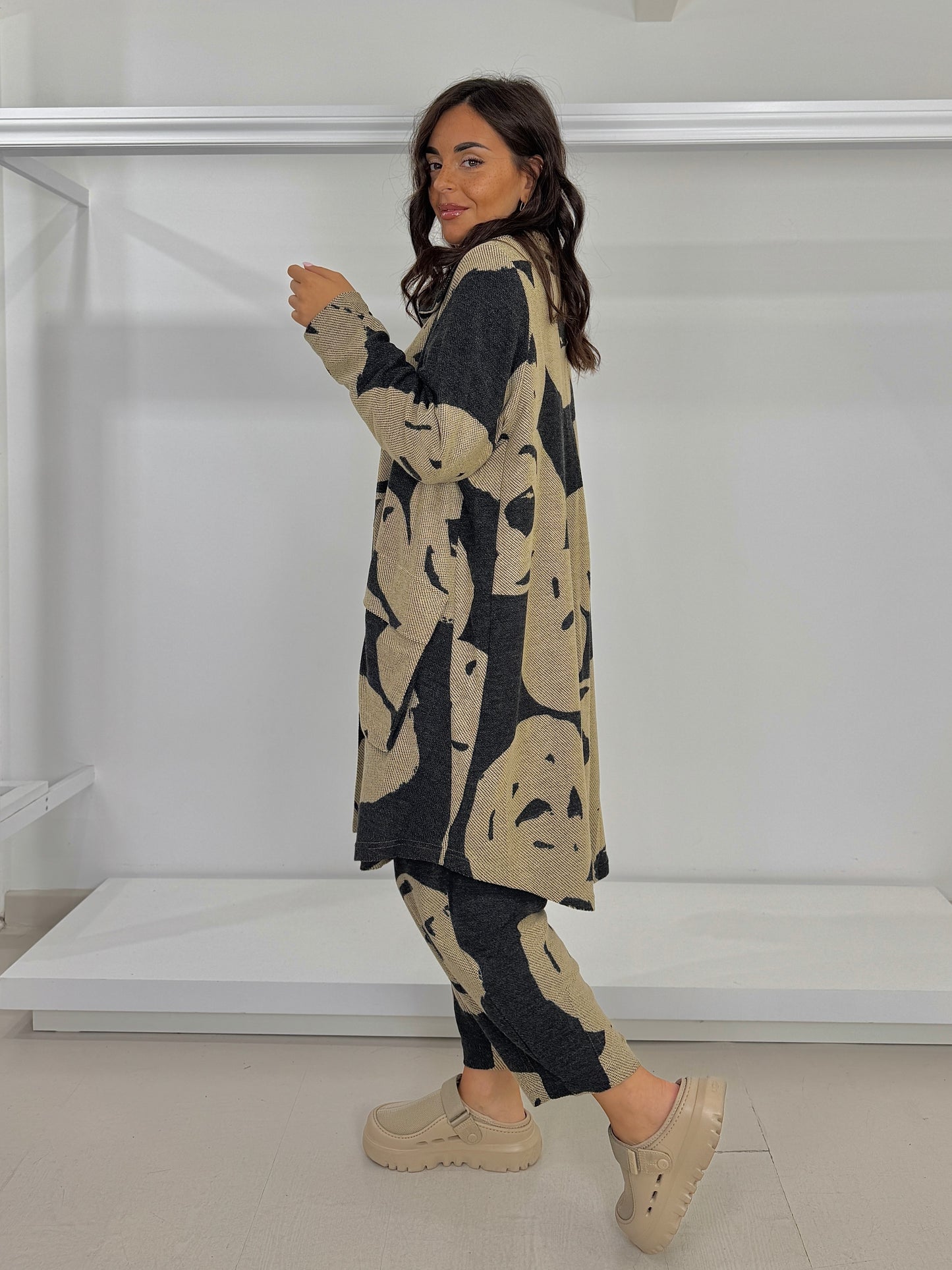 NOEN Pantalone fantasia astratta