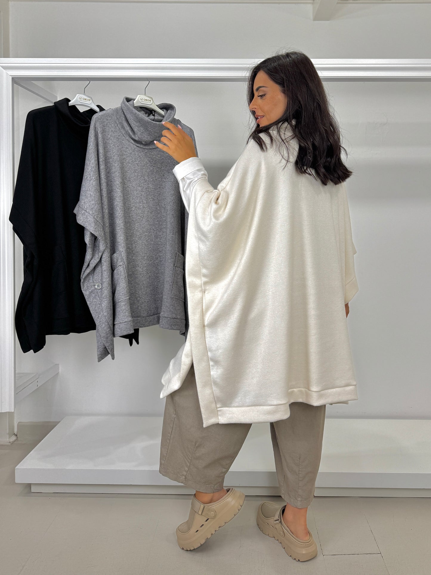DOLCEMENTE CURVY Mantella dolcevita