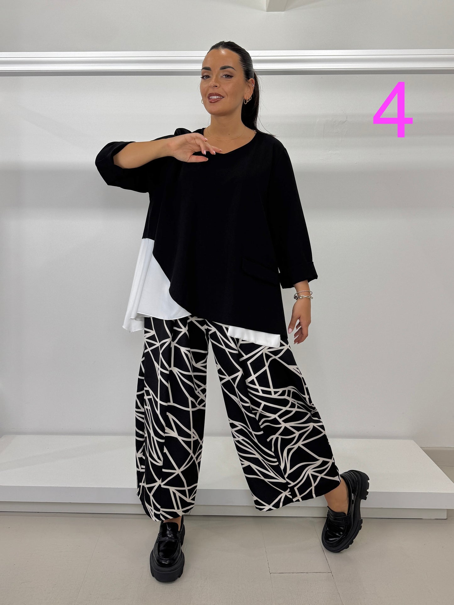Pantalone gamba larga ovetto fantasia