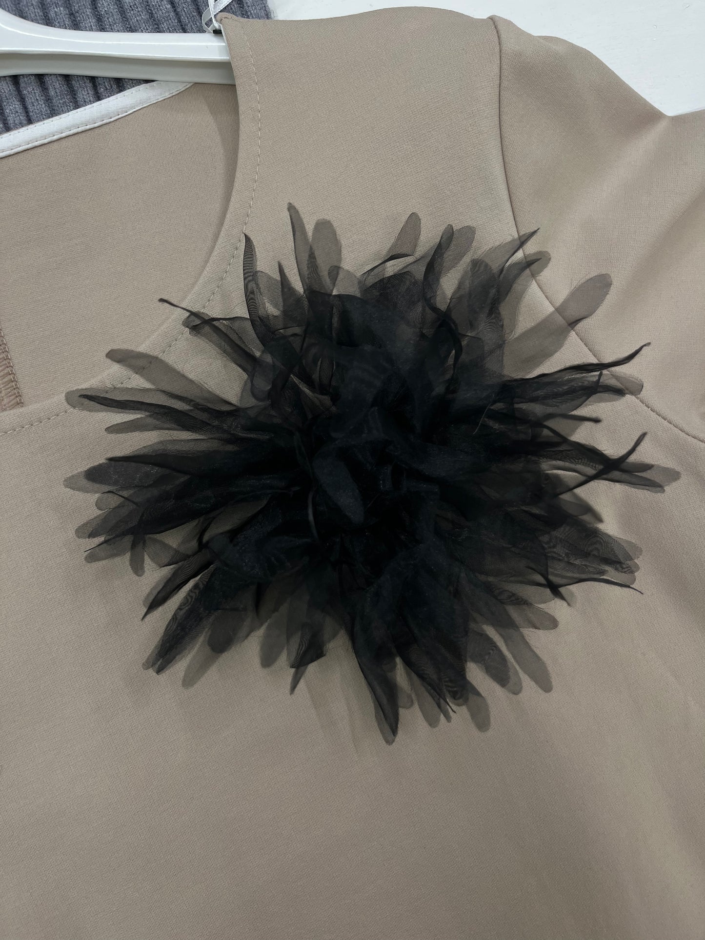 Spilla in organza