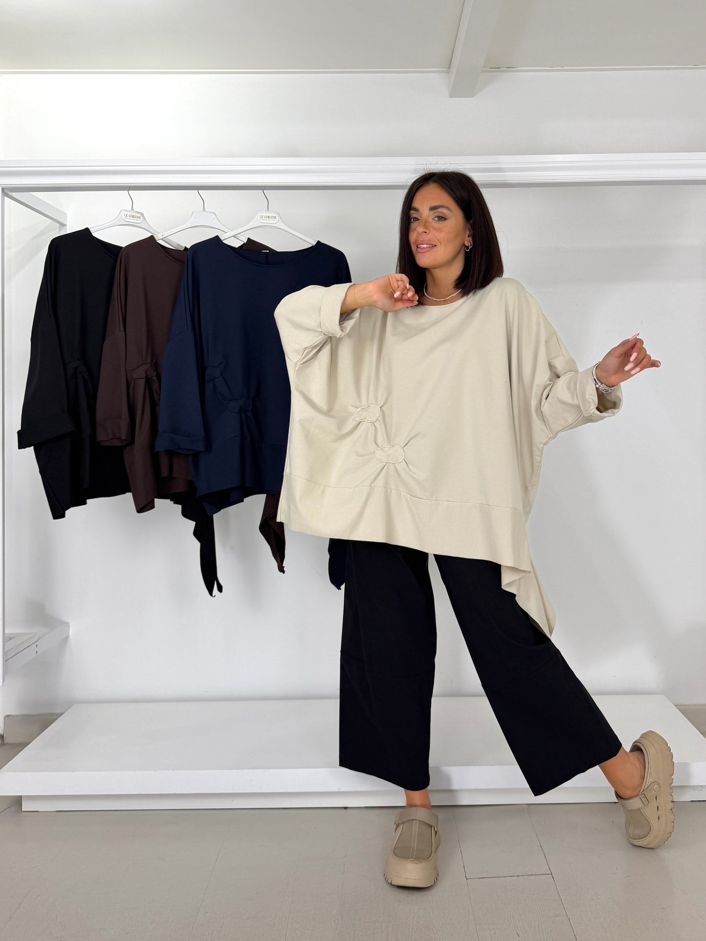 Maglia asimmetrica bolle arricciate
