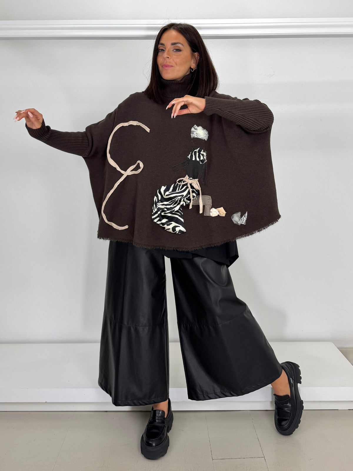 Pullover dolcevita applicazione a mano - 2