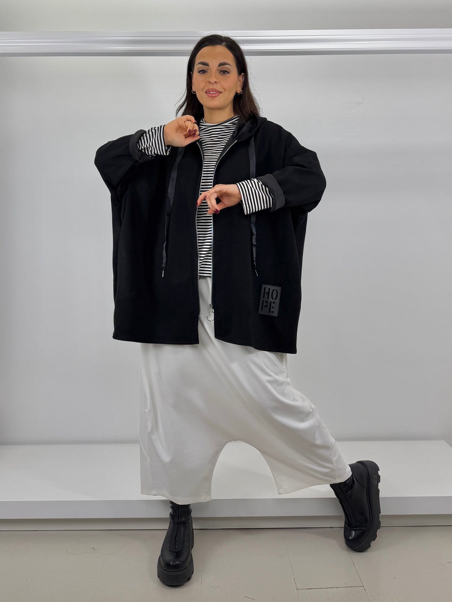 Felpa neoprene con cappuccio