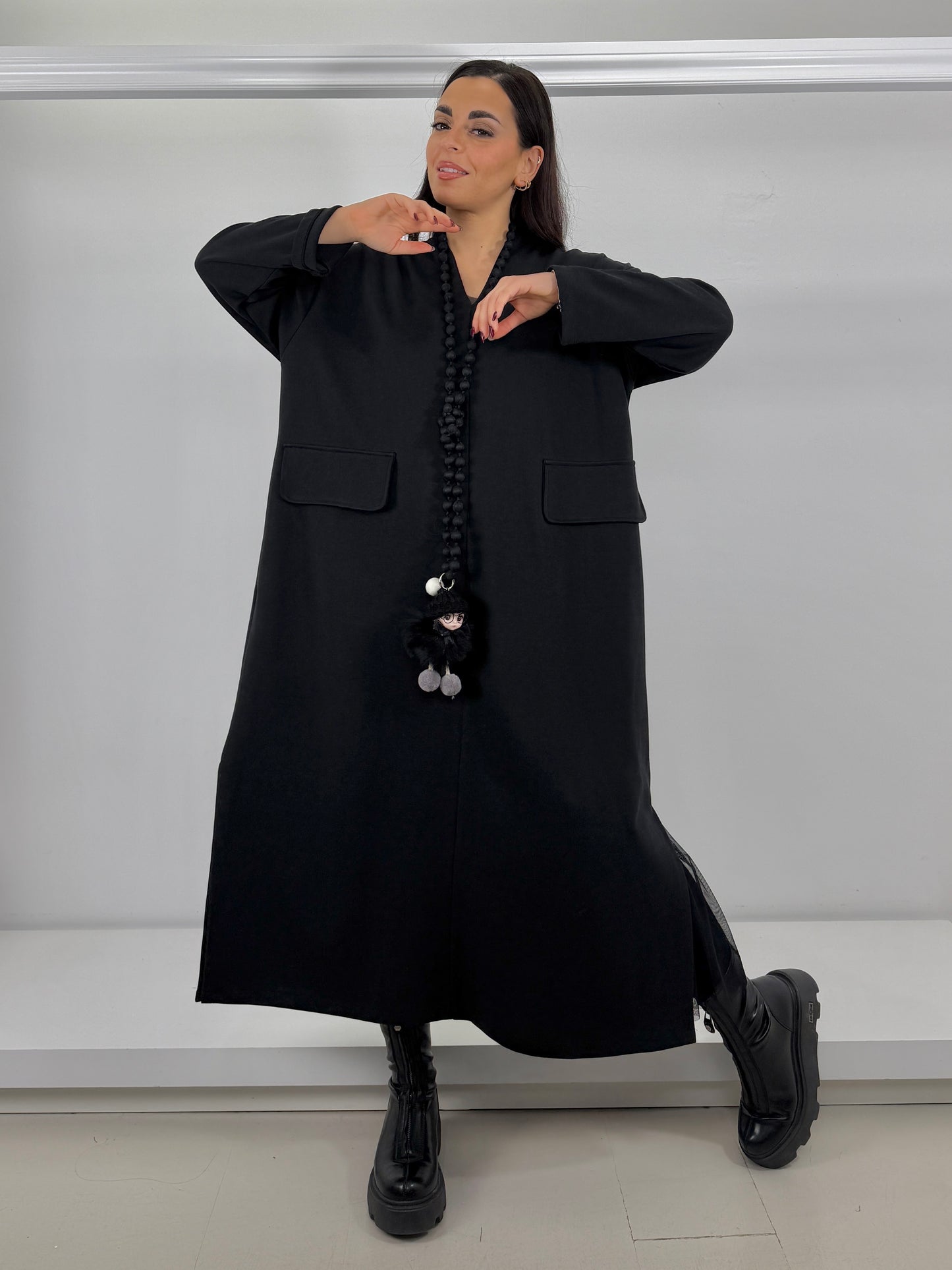 Abito in caldo cotone scollo a V