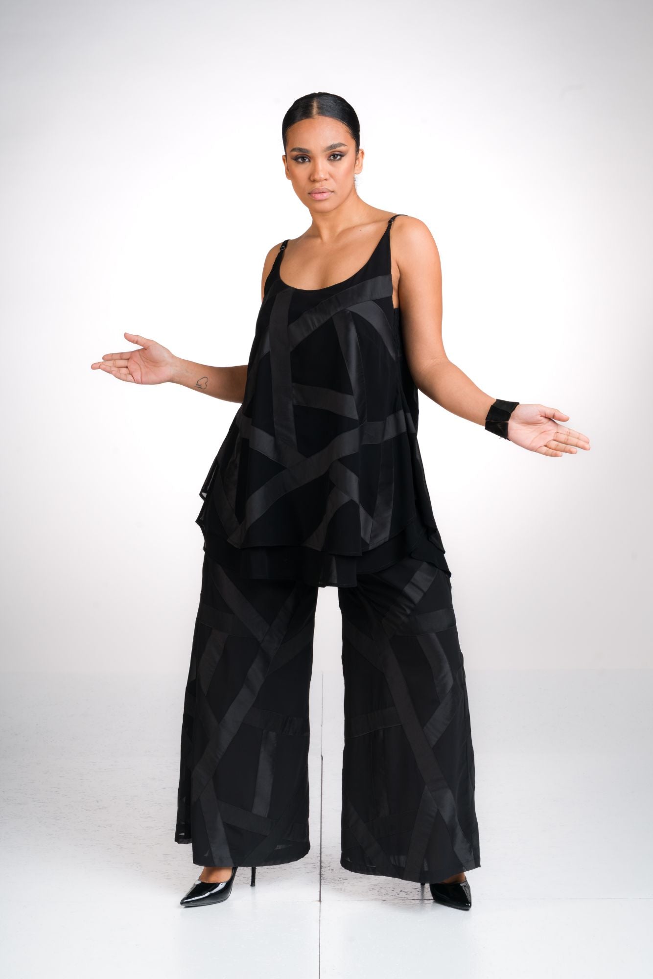 GHUNGROO canotta in chiffon
