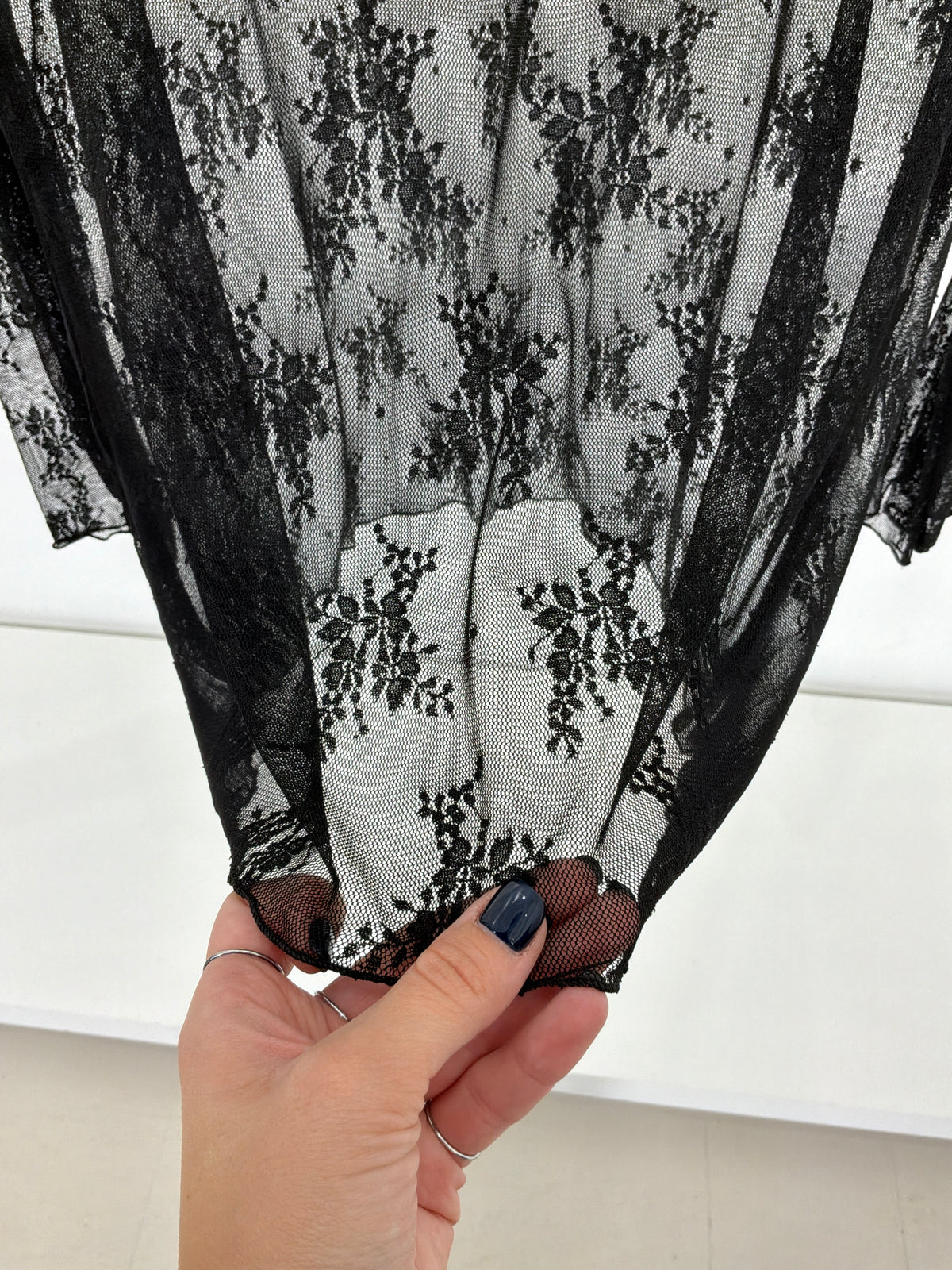 Maglia in tulle elasticizzato