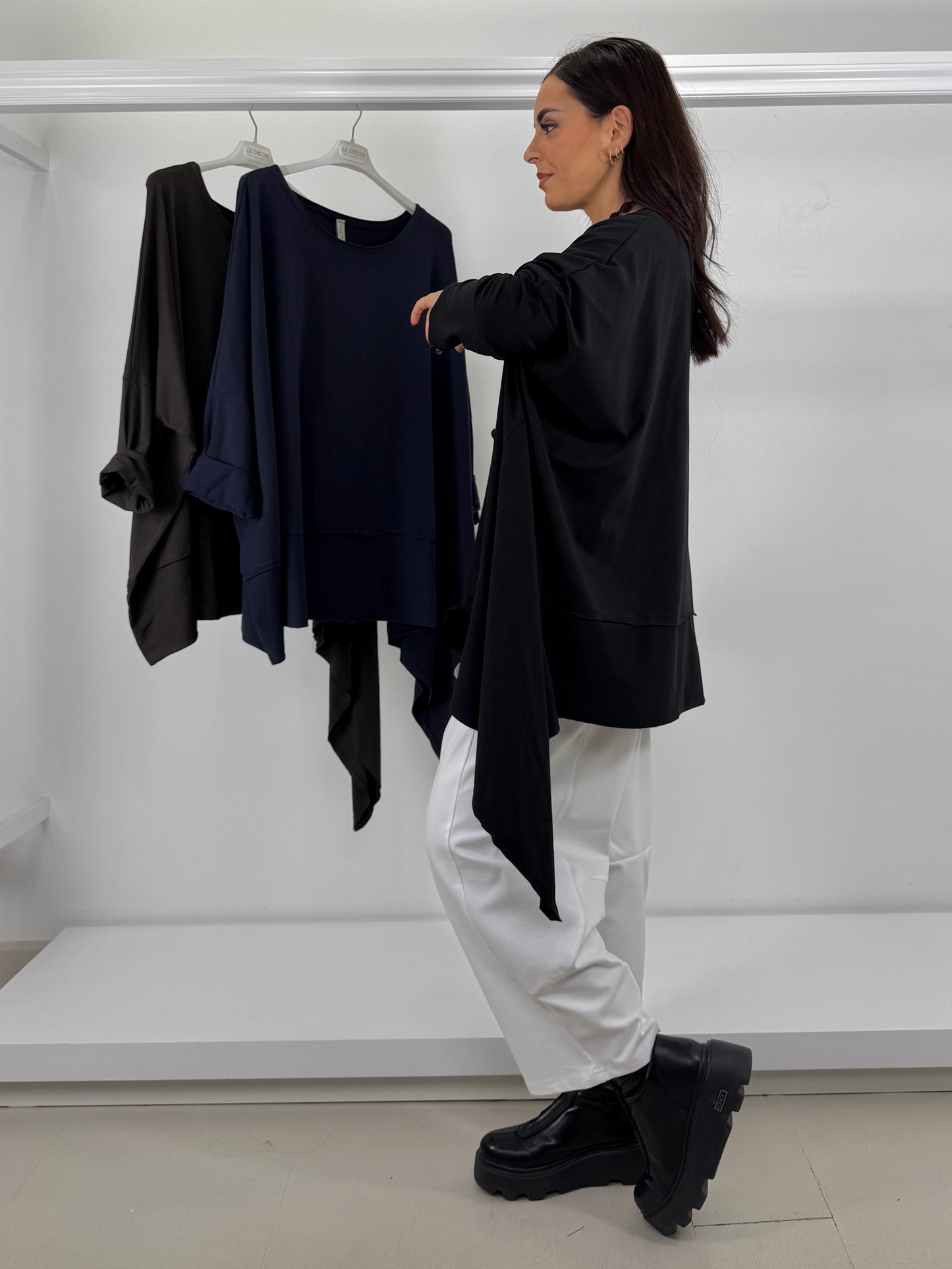 Maxi maglia asimmetrica