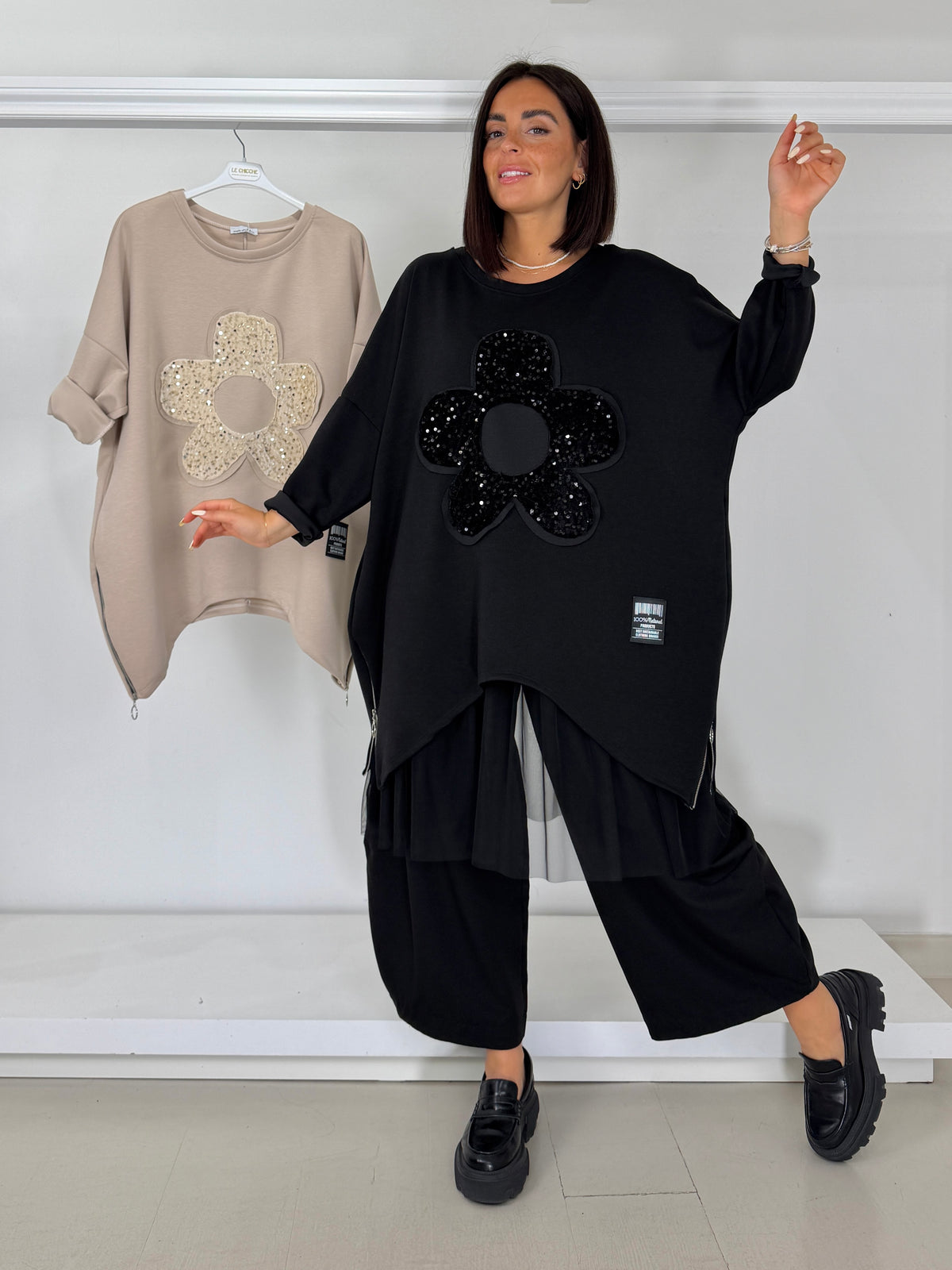 Maglia in neoprene ovetto due cerniere con fiore