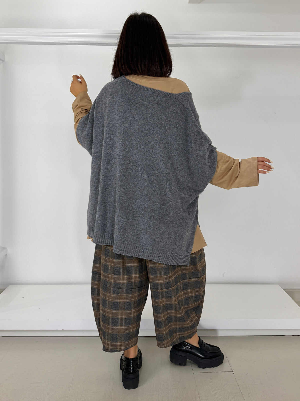 Pantalone ovetto quadri grigio/camel