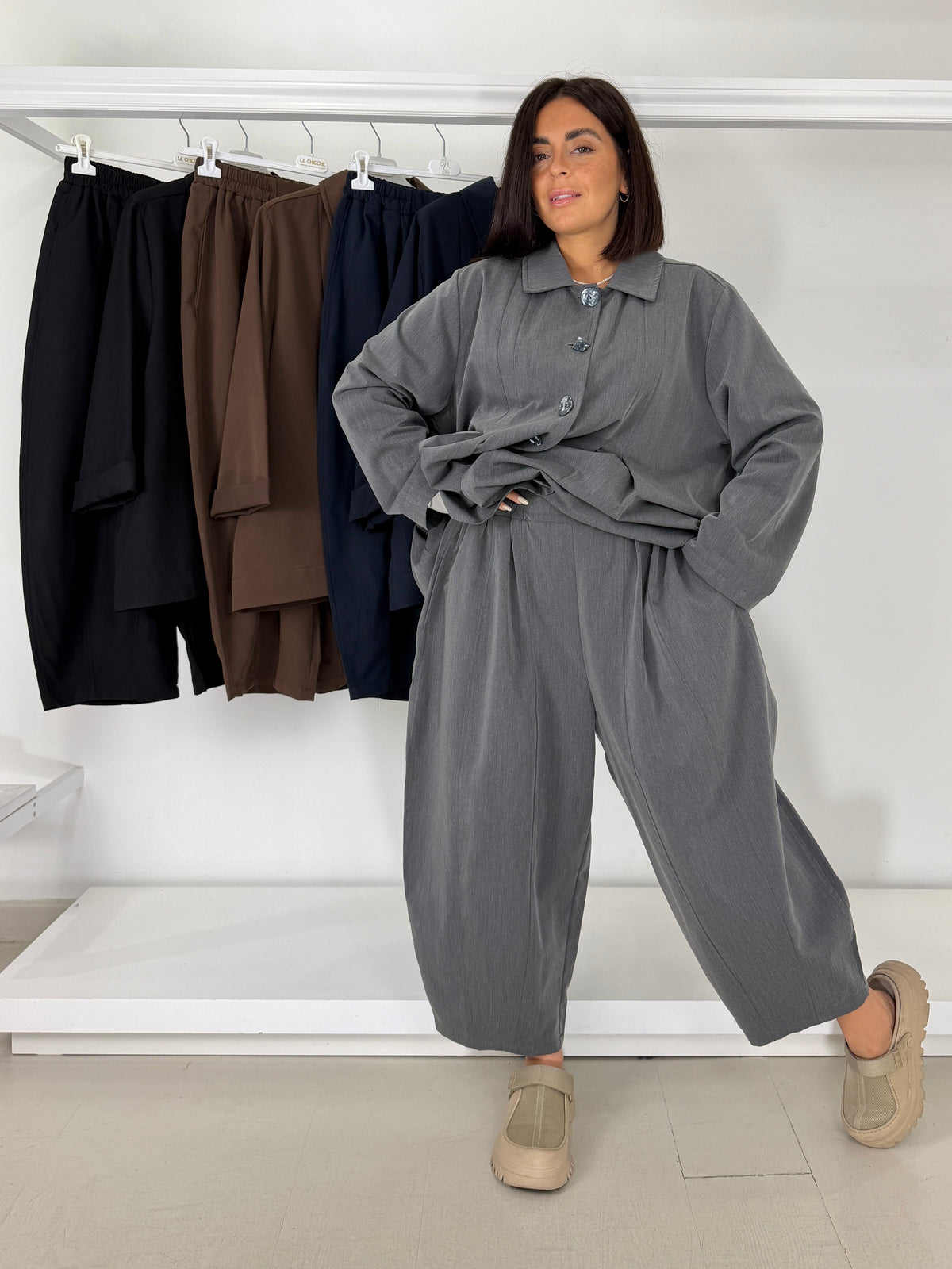 Pantalone gamba larga ovetto in tessuto