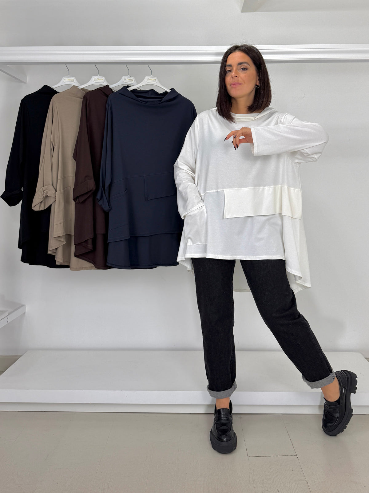 Maglia collo cratere con tasca