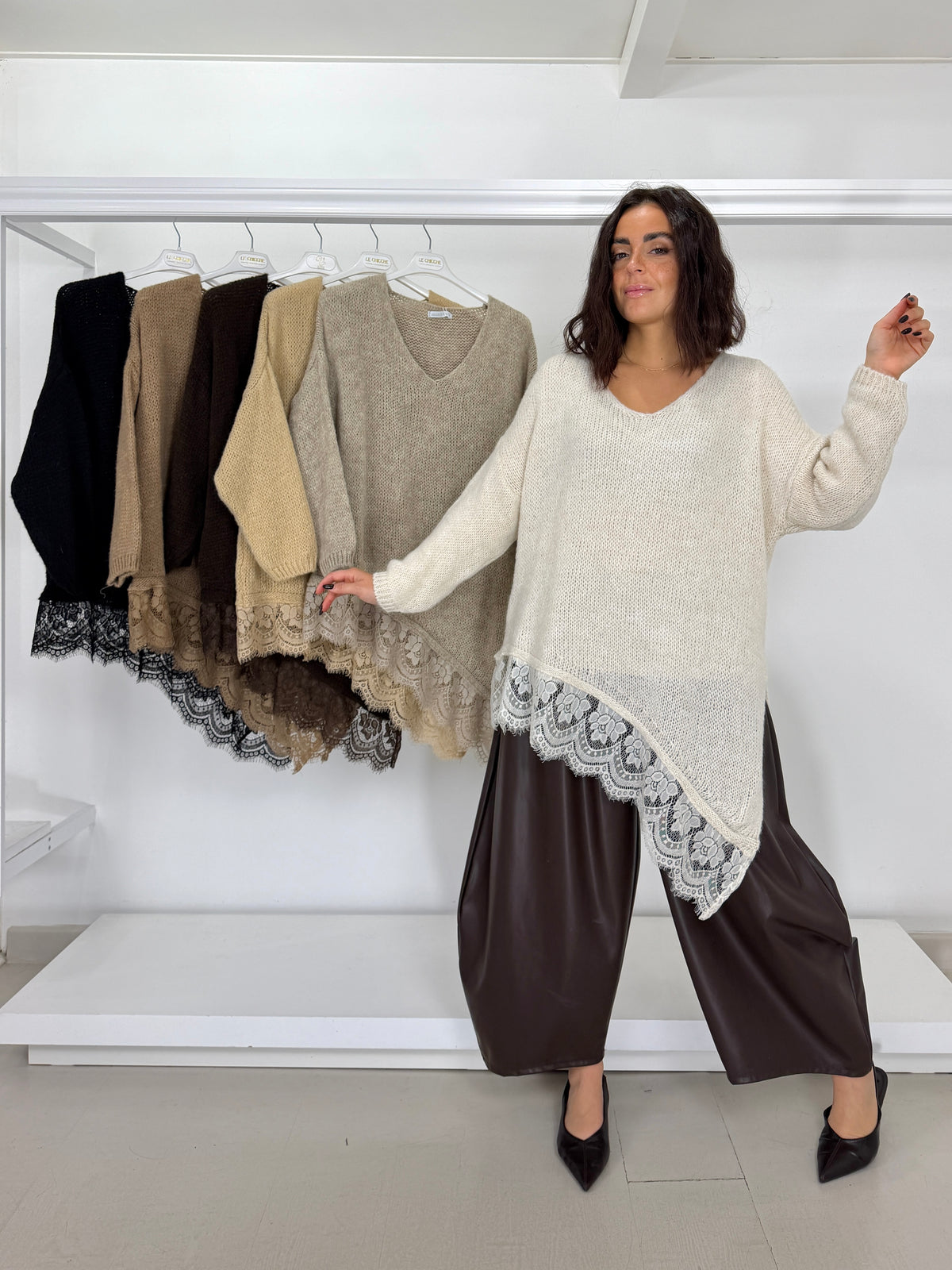 Pullover scollo V fondo pizzo