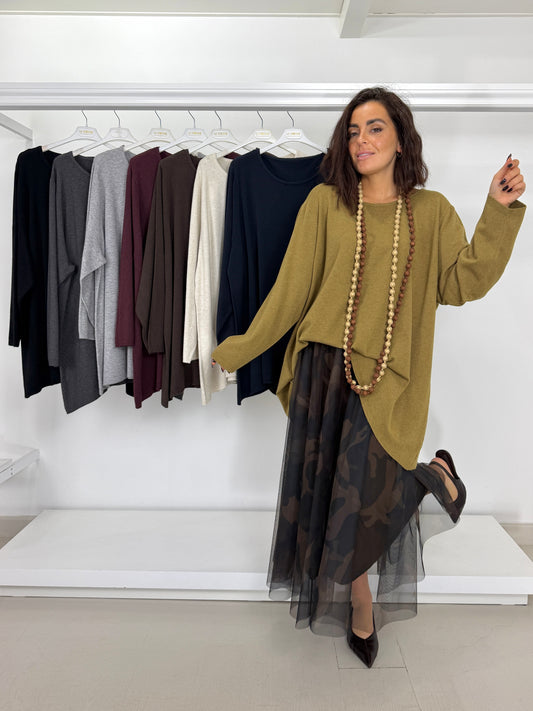 Pullover lungo svasato