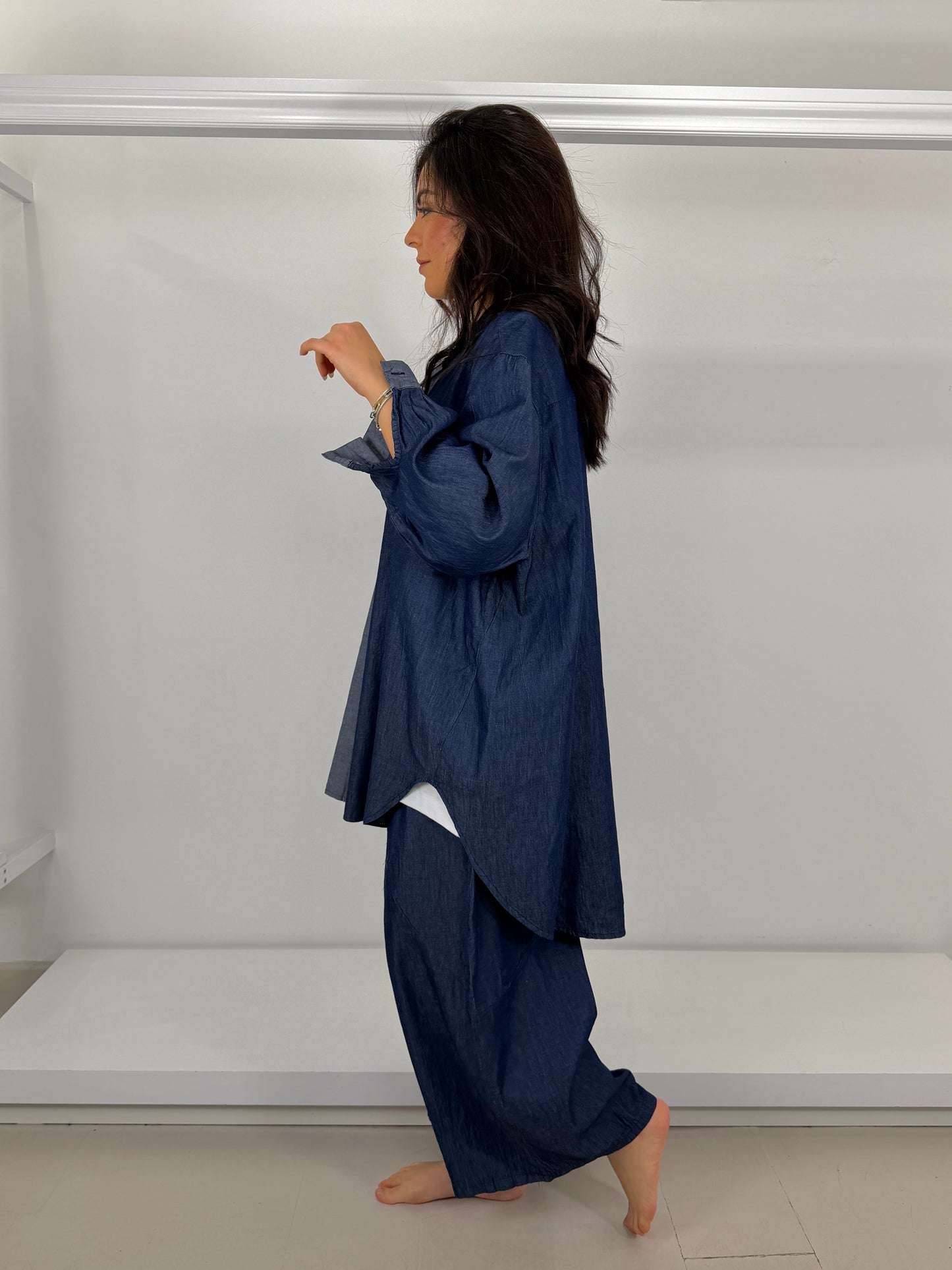 Pantalone jeans chambray gamba larga ovetto