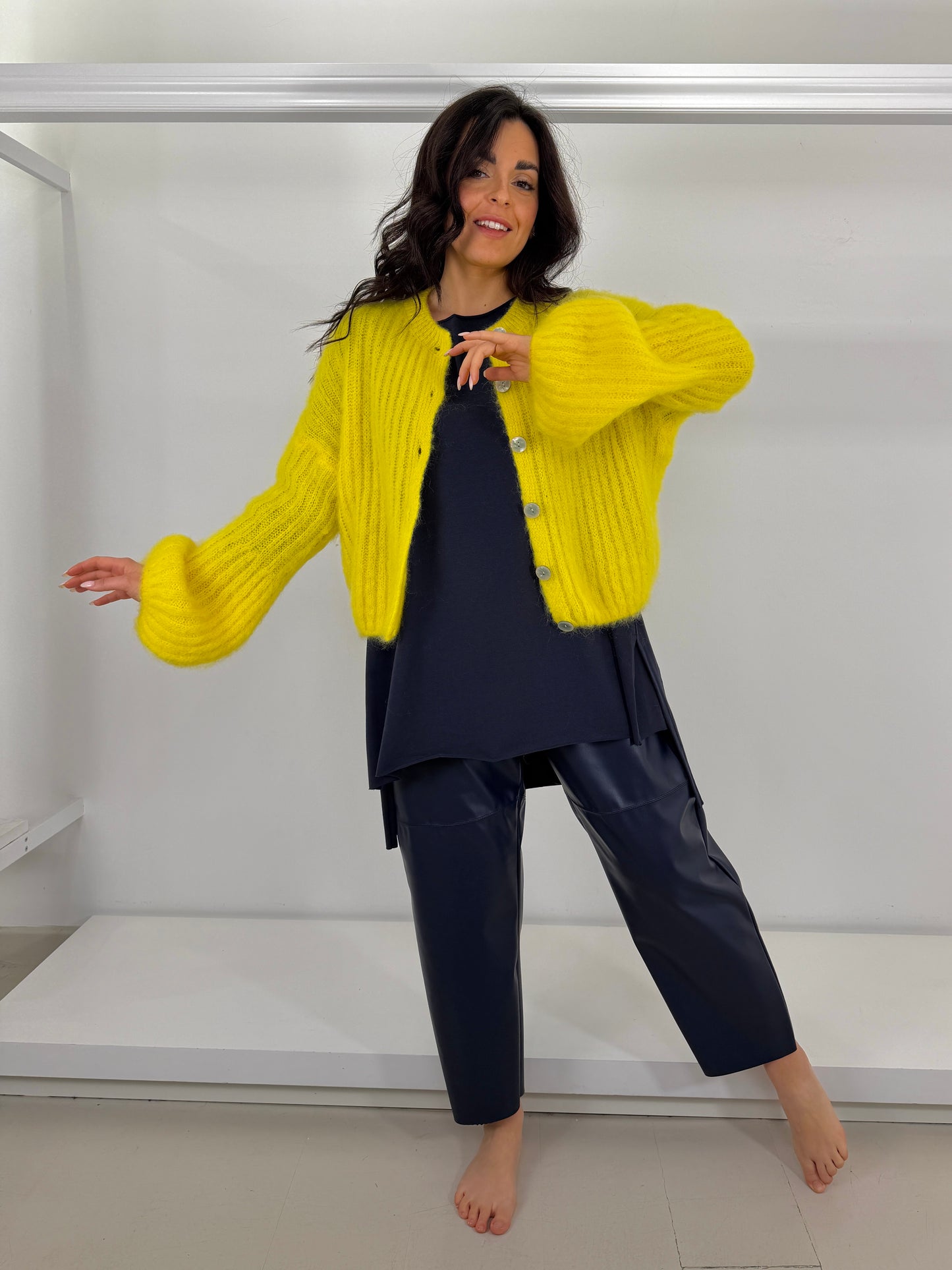 Cardigan manica a fiaschetto