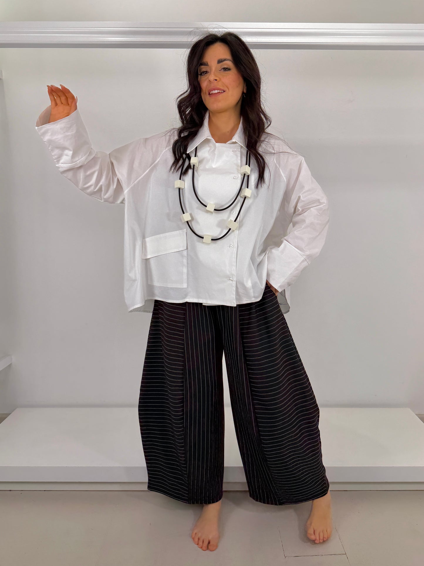 Pantalone gamba larga ovetto gessato