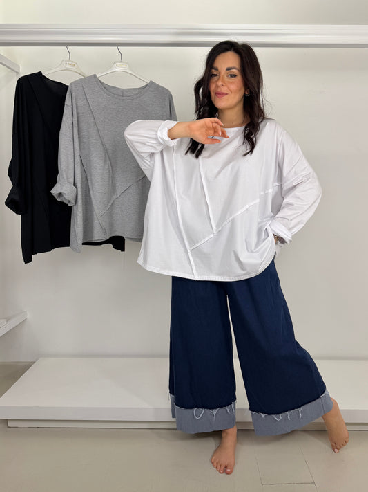 Maglia scatoletta motivo tagli