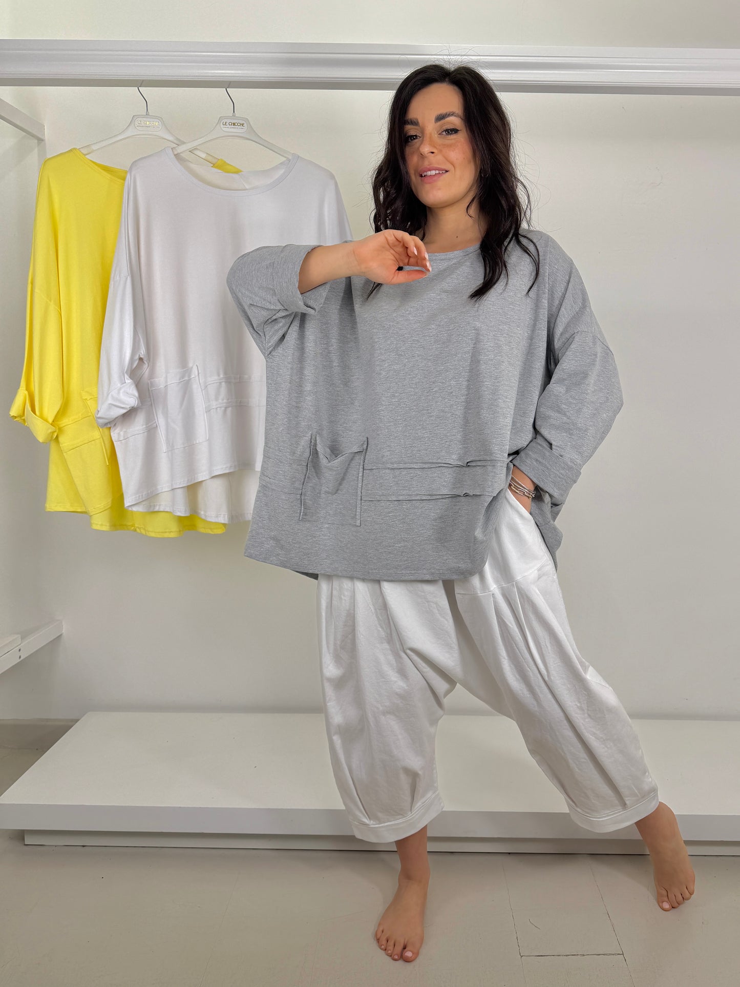 Pantalone effetto jeans cavallo basso