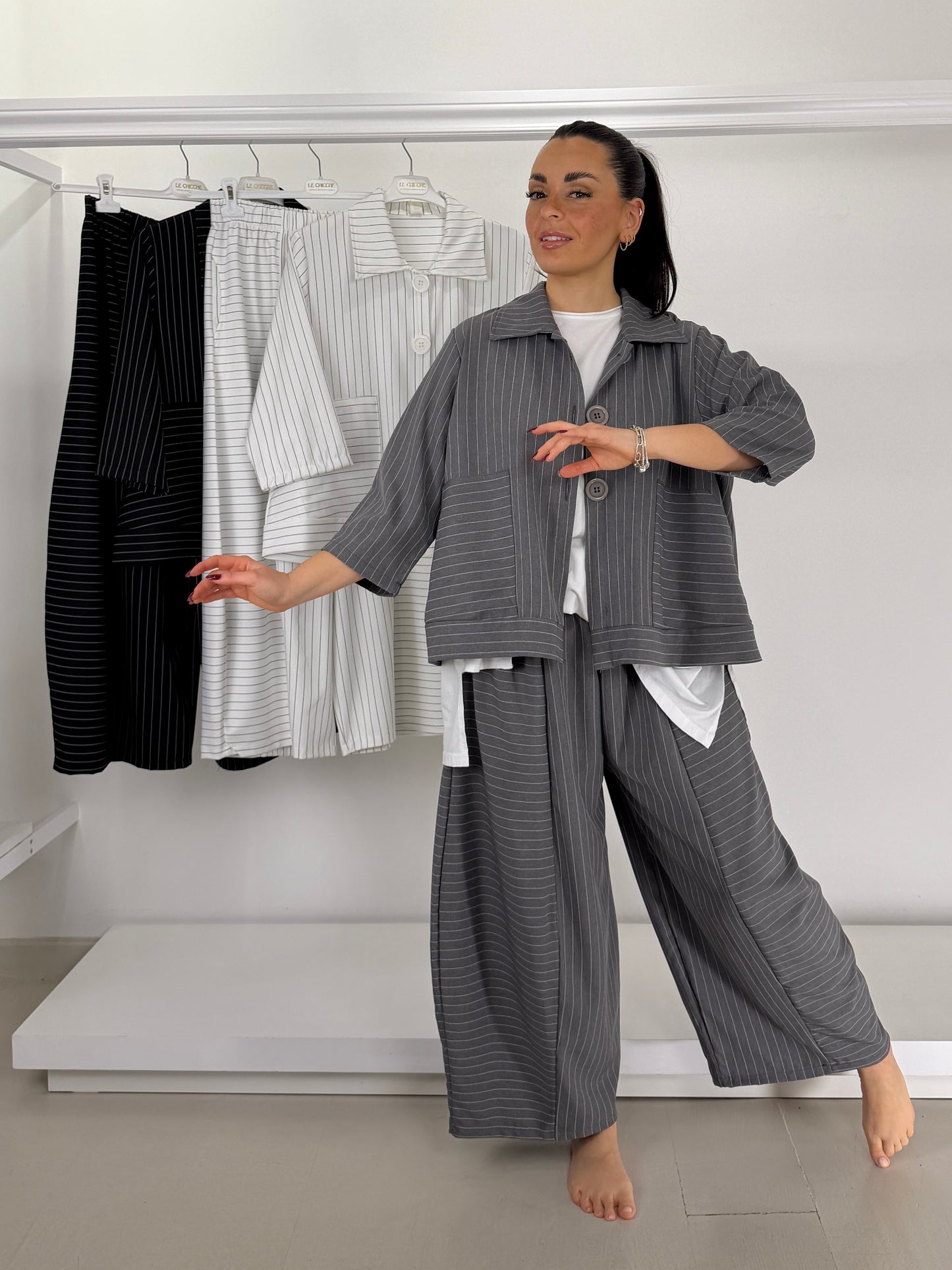 Pantalone gamba larga ovetto gessato