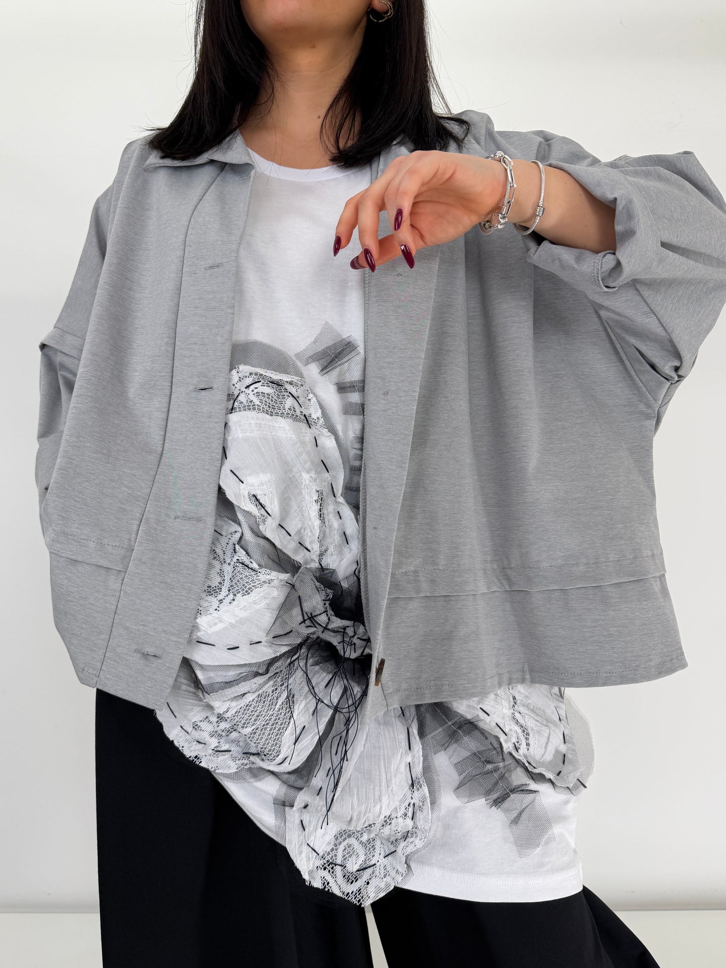 E.D. T-shirt scatoletta applicazione a mano