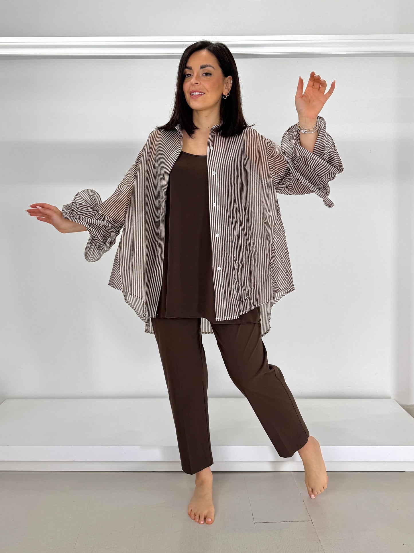 Camicia a righe manica volant