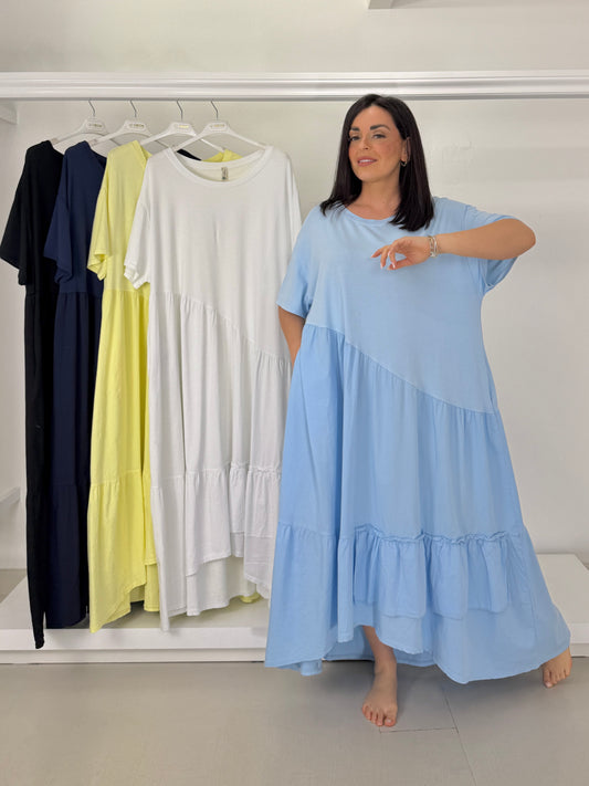 Abito due tessuti con balze - versione mezza manica