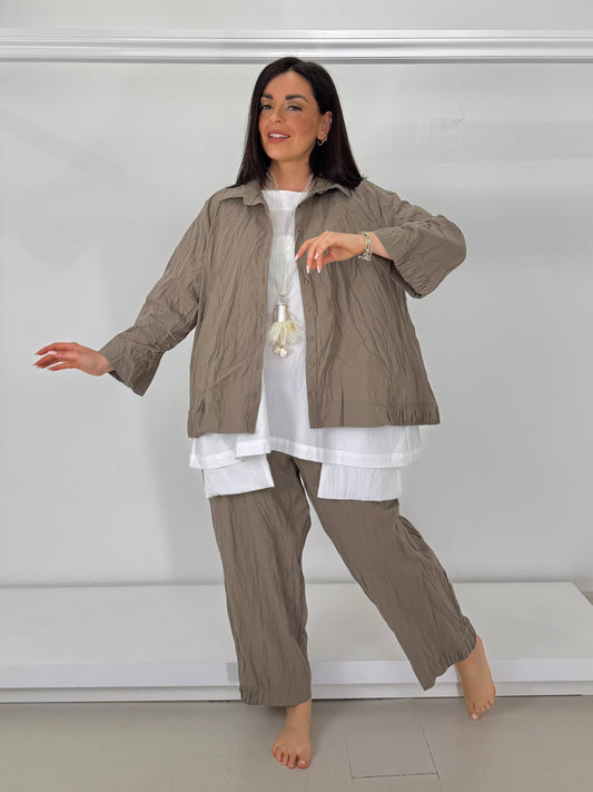 OZAI N KU camicia stropicciata con bordi arricciati