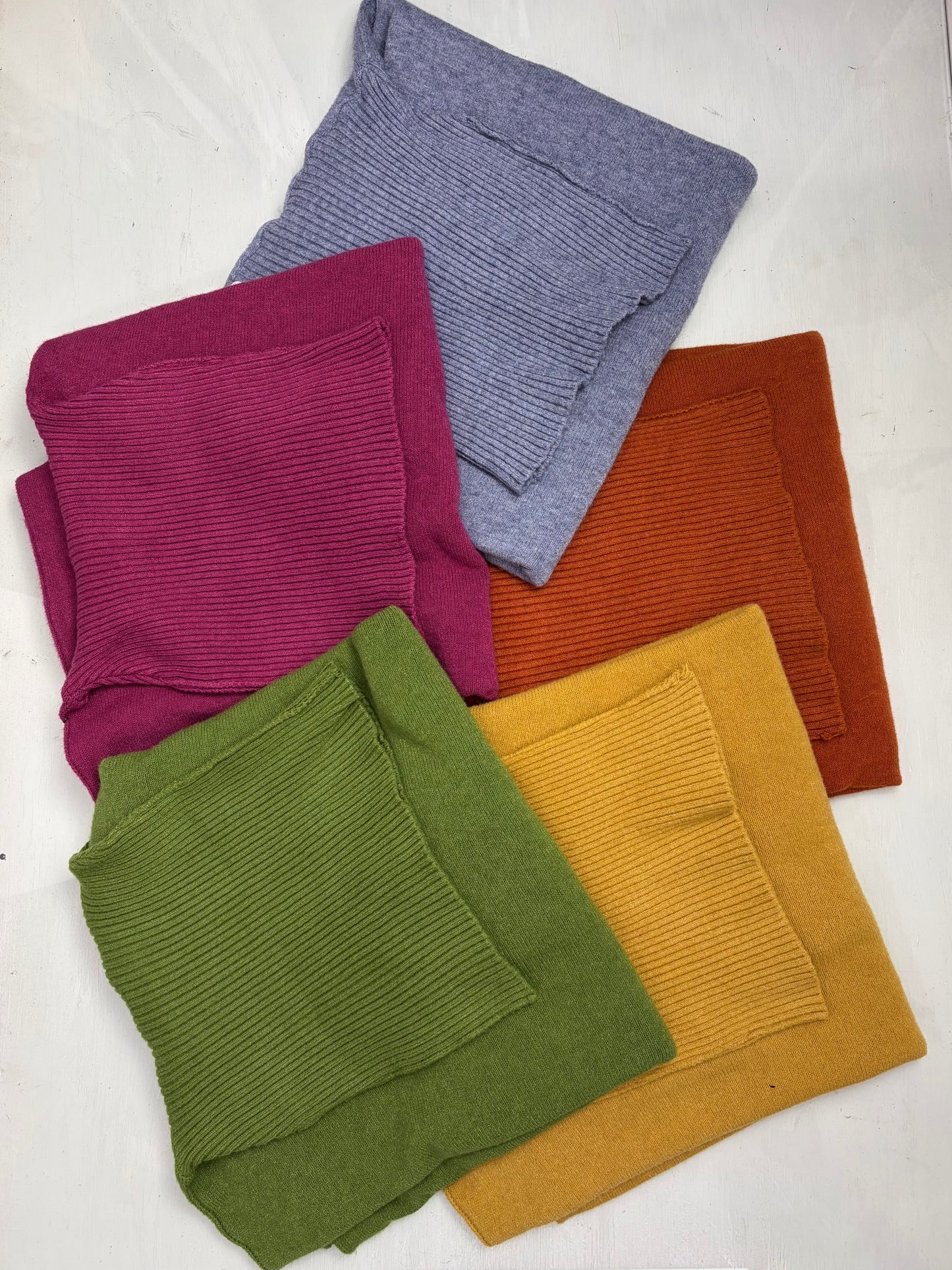 Pullover scatoletta dolcevita