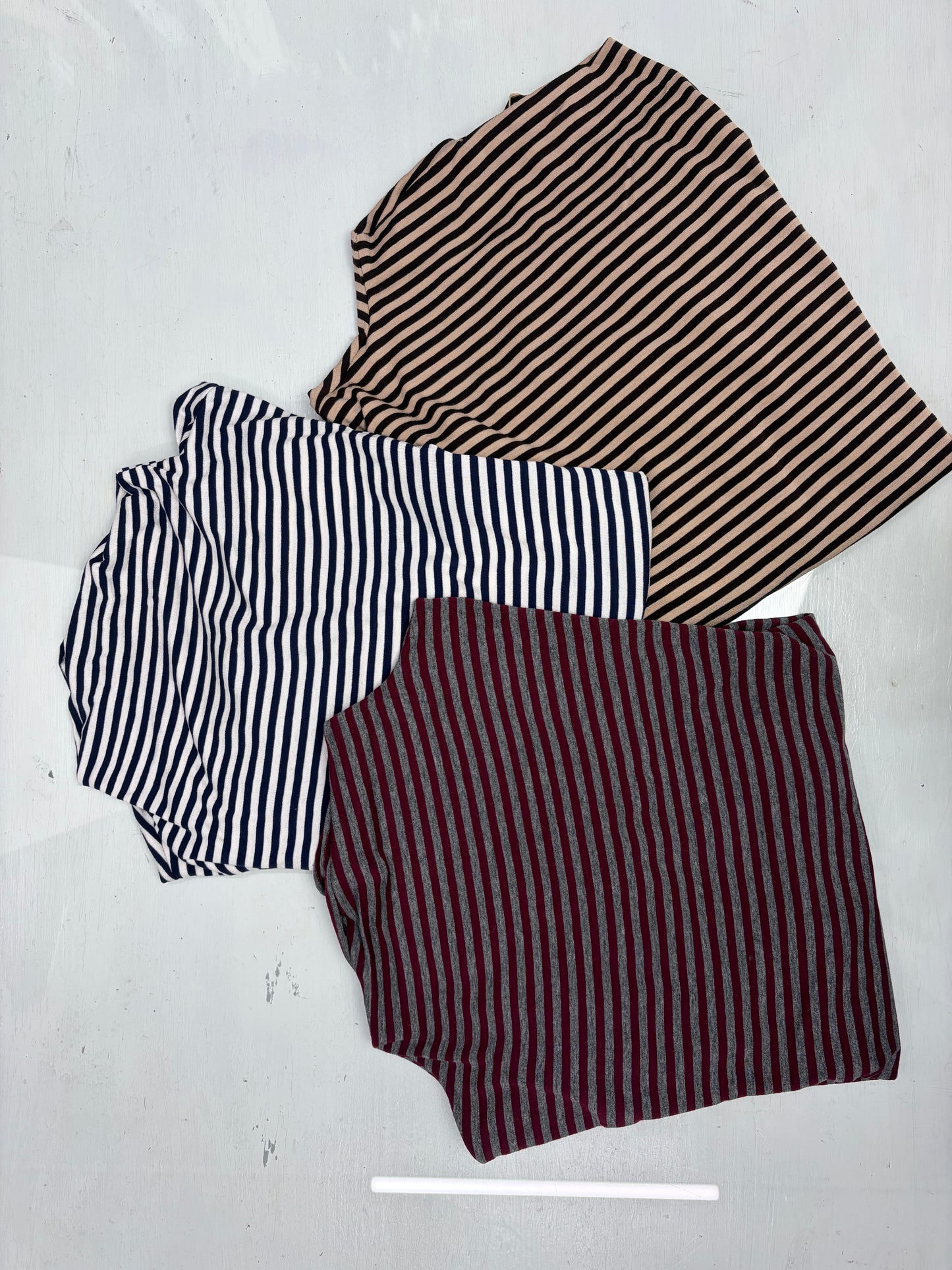 Maglia righe collo a cratere