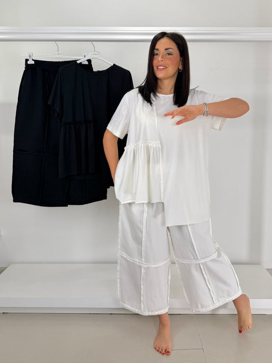 T-shirt lato arricciato