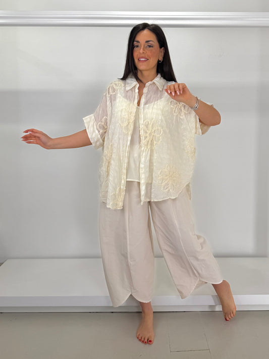 Camicia fiori tessuto goffrato