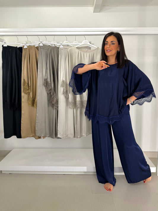 Casacca raso in misto seta inserto pizzo