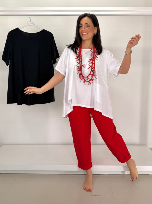 T-shirt asimmetrica con taschino