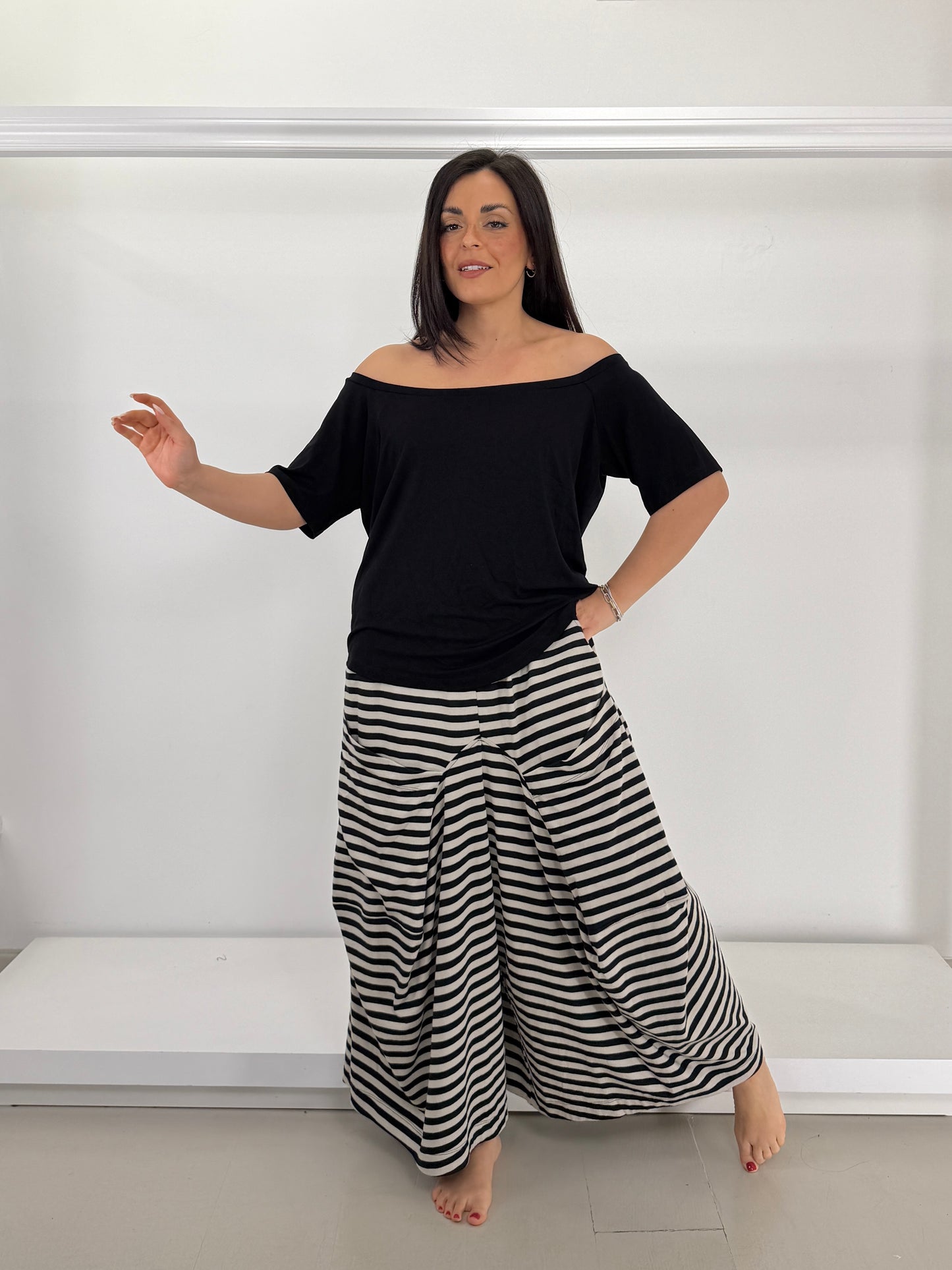 MAT maglia spalle scoperte