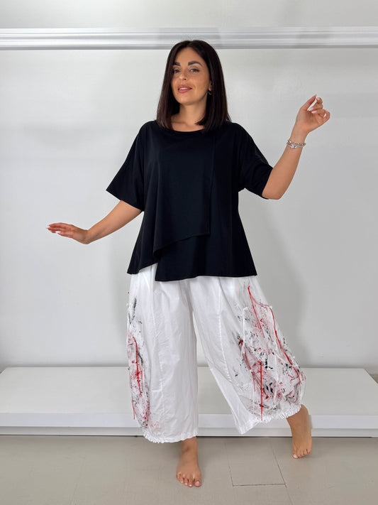 T-shirt asimmetrica sfiancata
