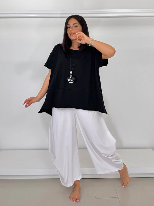 T-shirt svasata spacchi