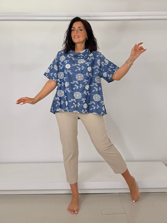 Casacca collo anello jeans leggero ricamato