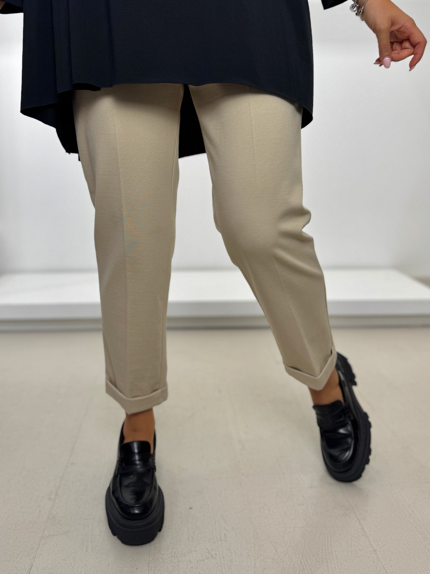 Pantalone basic in punto milano viscosa