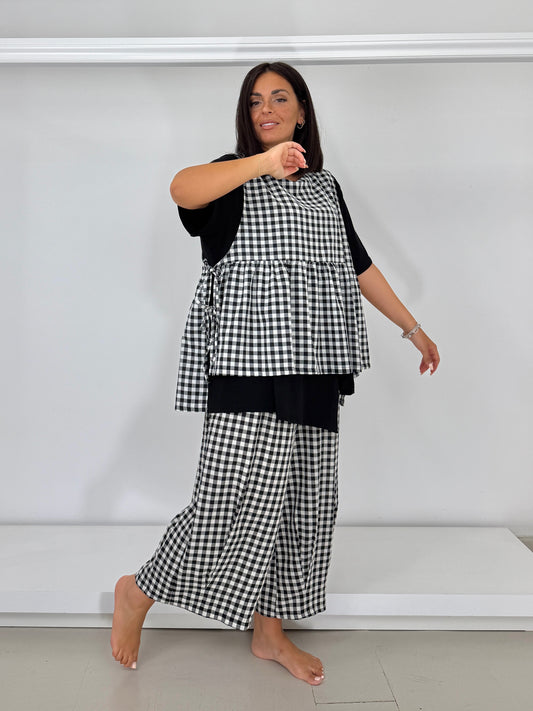 Gilet con fiocchetti - quadri grandi