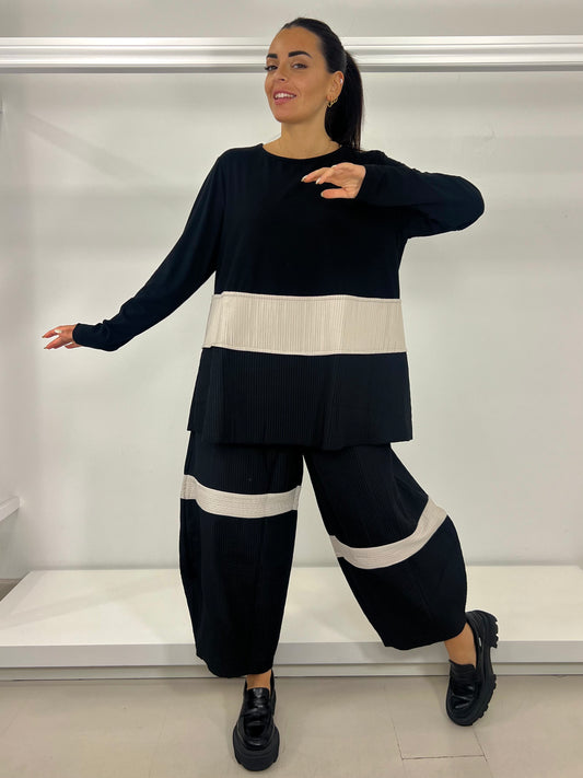 OZAI N KU Pantalone tessuto ondulante