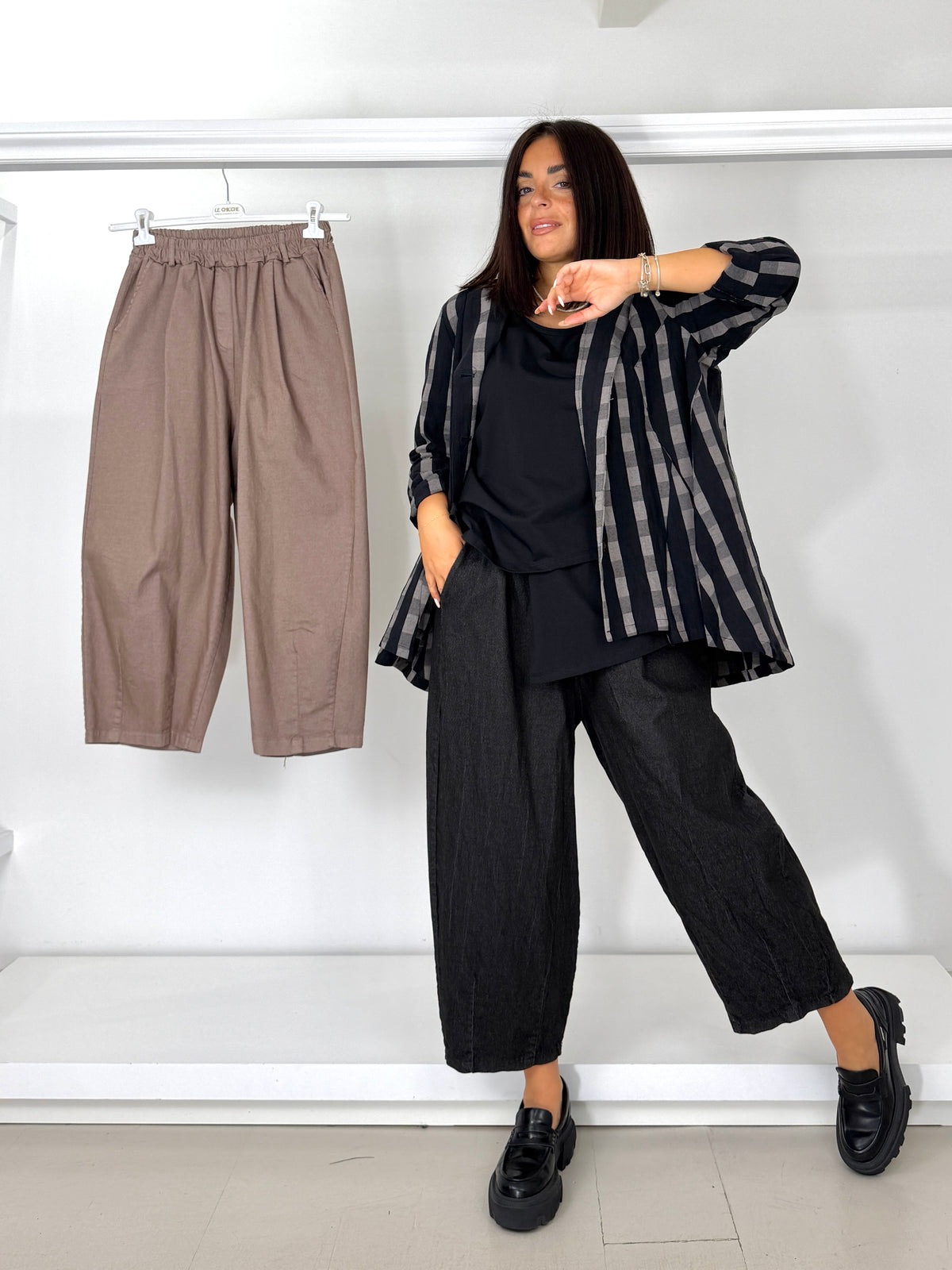 Pantalone effetto jeans a ovetto