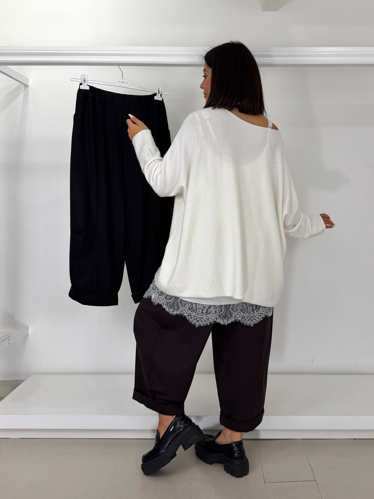 Pantalone ovetto con risvolto